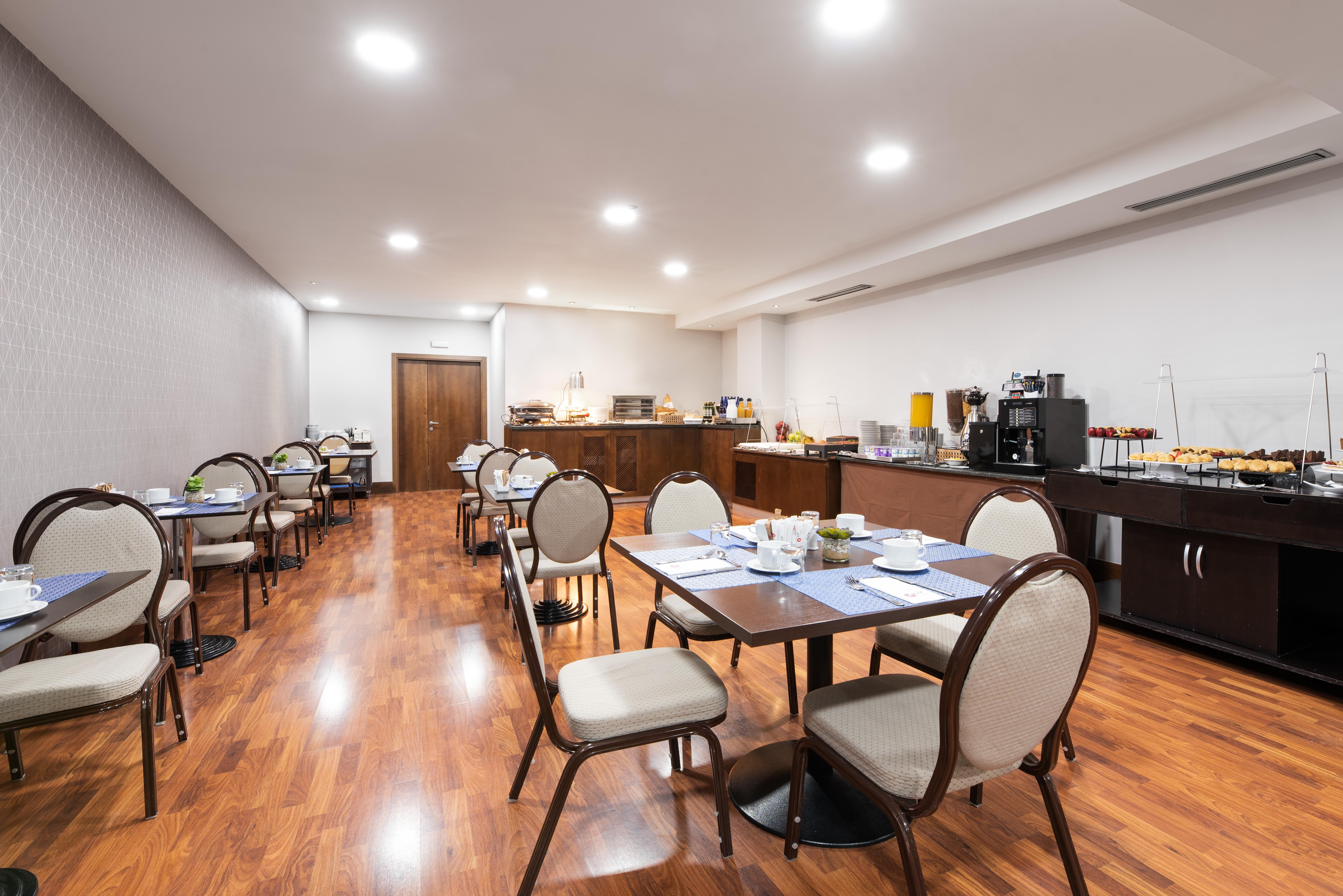 卡塞雷斯伊科斯阿戈拉酒店 Caces 外观 照片