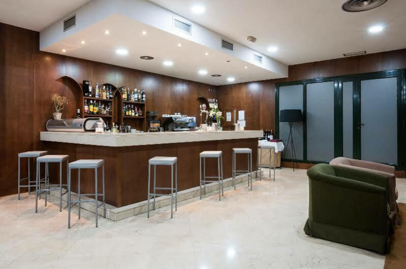 卡塞雷斯伊科斯阿戈拉酒店 Caces 外观 照片